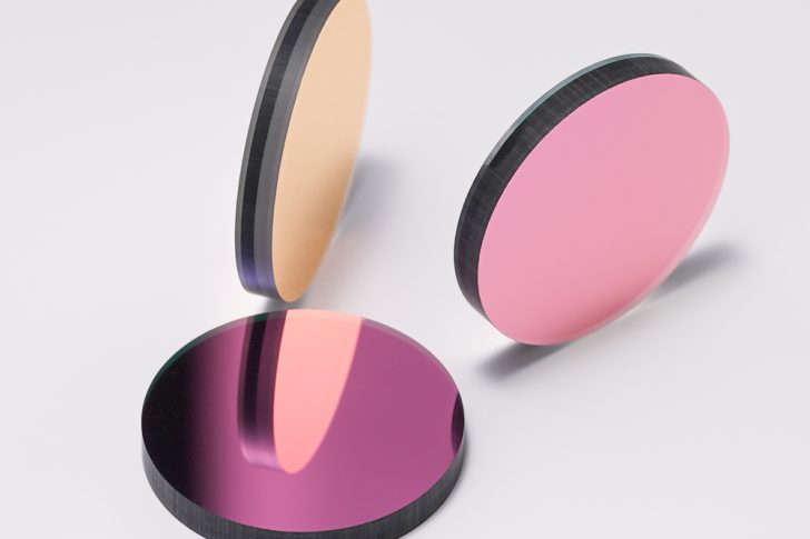 What are short-pass filters and their applications?