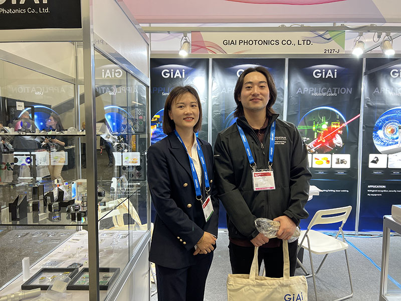 Group photos of previous Western Photonics Shows