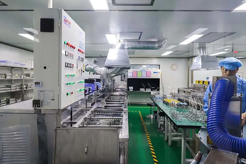 Optical component ultrasonic cleaning area