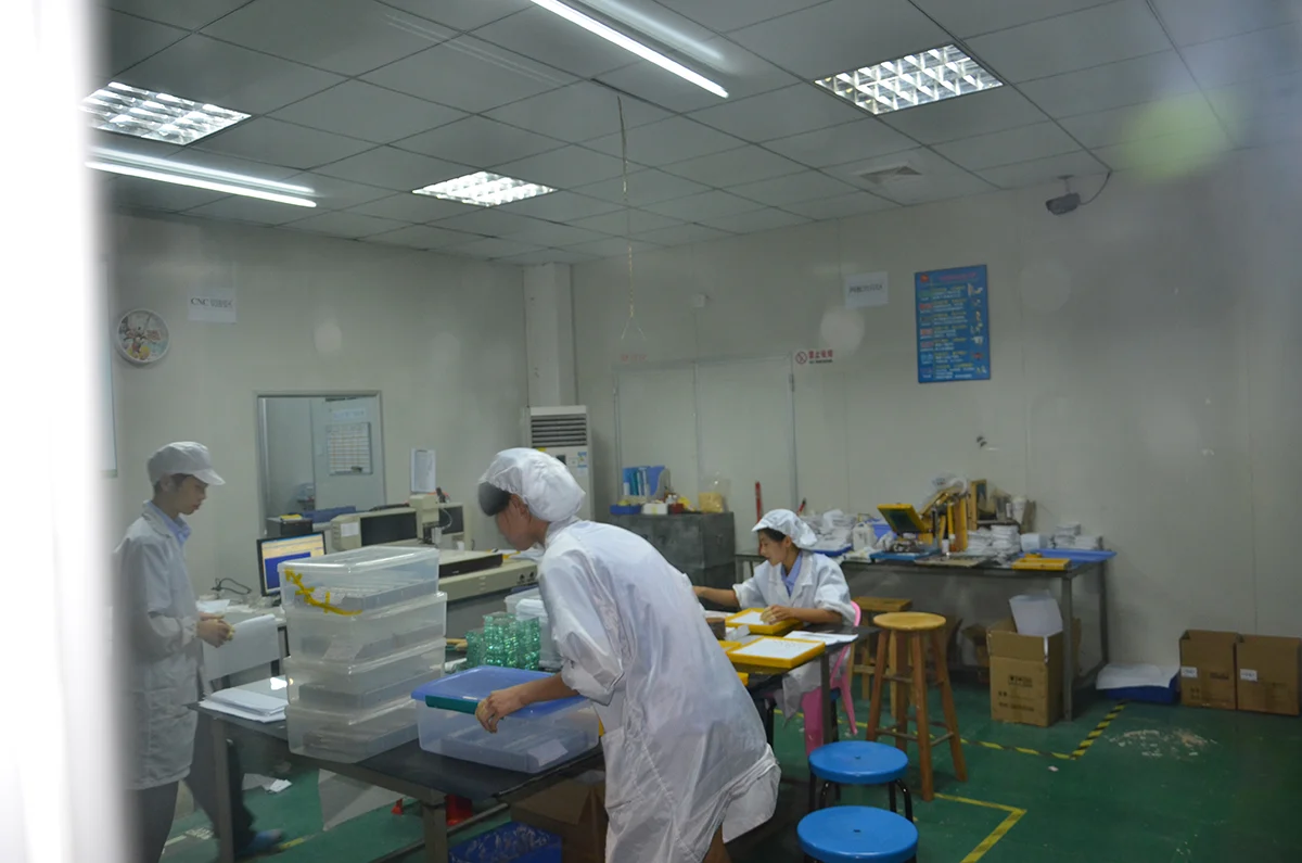 CNC machining and mechanical preparation area at GIAI Photonics