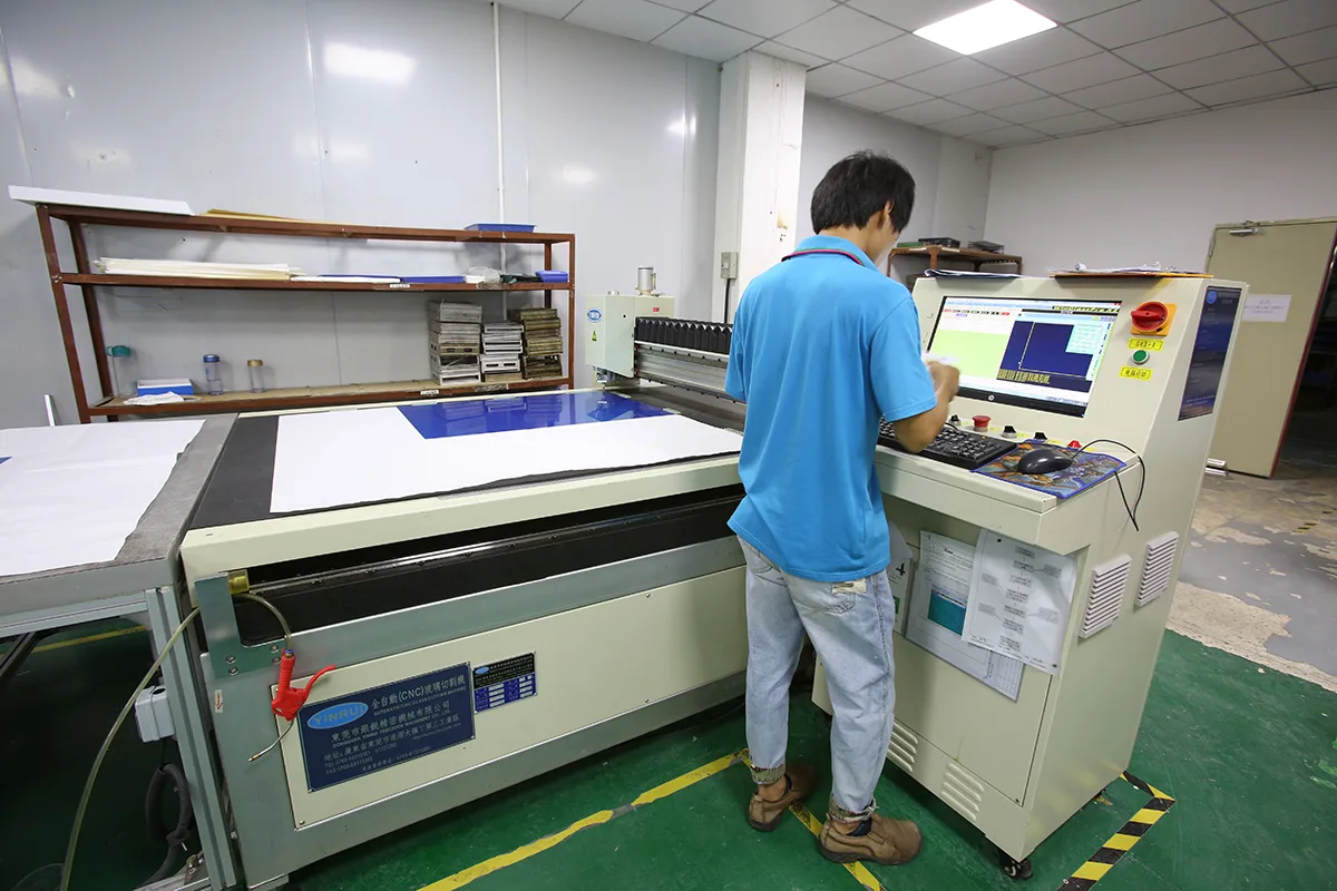 Precision processing of custom optical components at GIAI Photonics