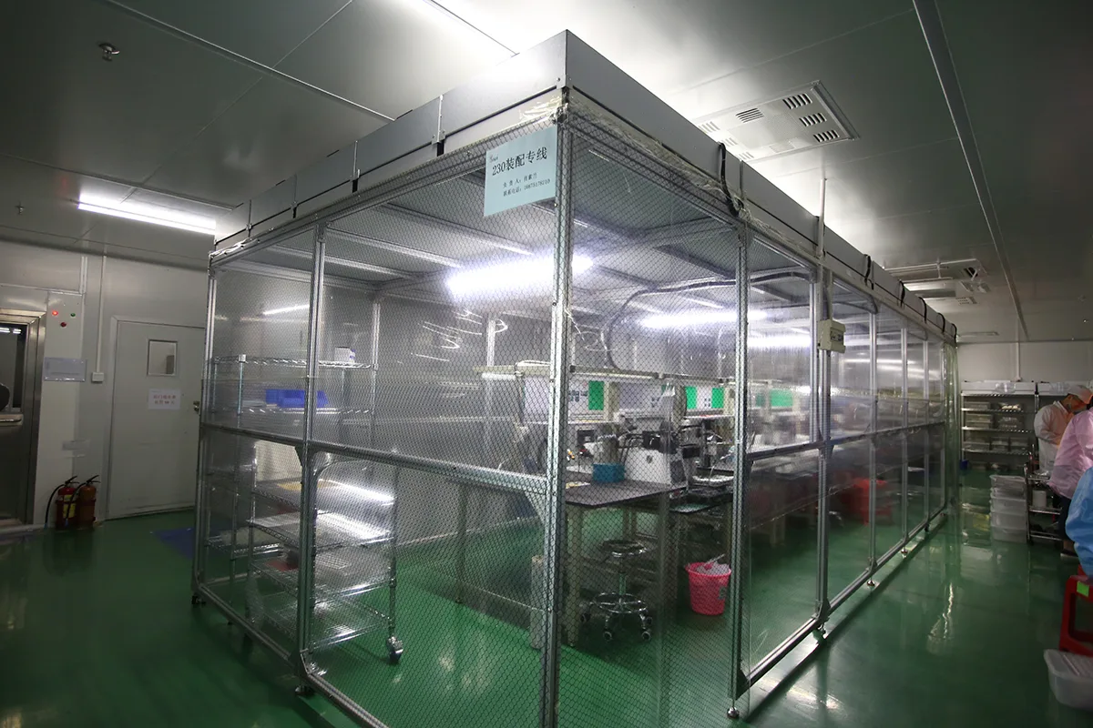 Optical component assembly and handling at GIAI Photonics